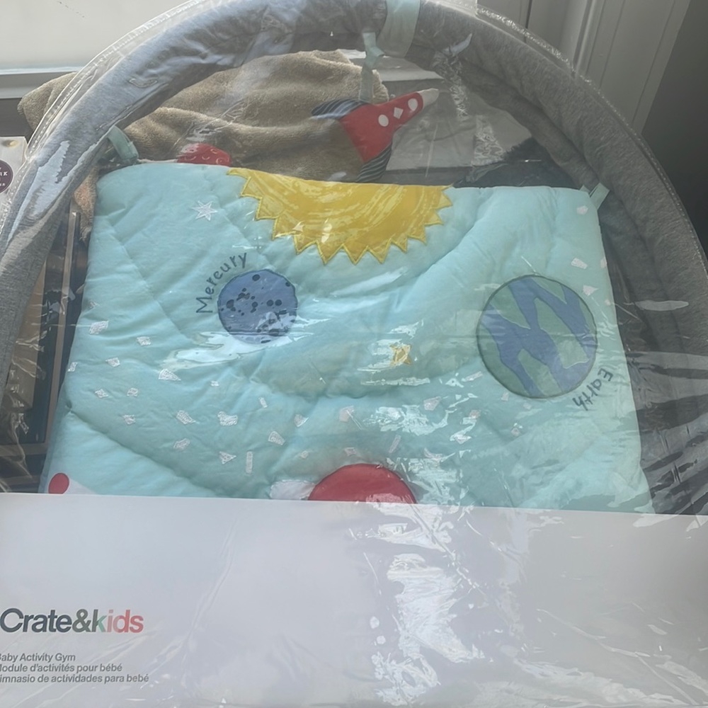 Crate and Kids space play mat